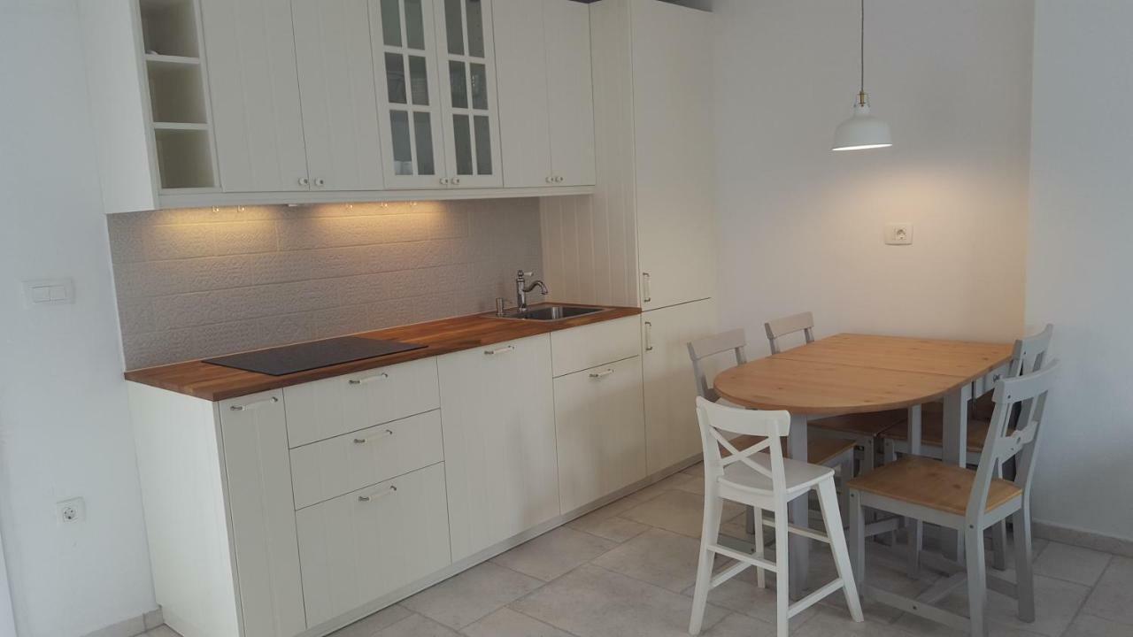 Ribar 1 Apartman Njivice Kültér fotó